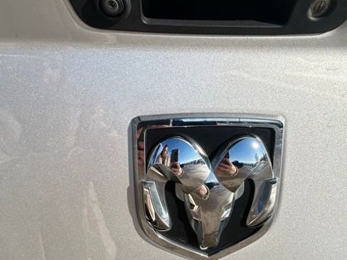 Used 2018 RAM 1500 Sport image 29