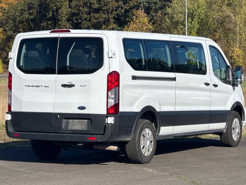 Used 2021 Ford Transit 350 XLT image 4