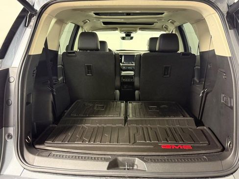 Used 2020 GMC Acadia Denali w/ Denali Ultimate Package image 7