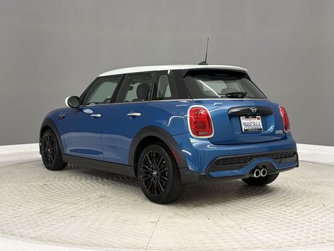 Used 2024 MINI Cooper S FWD image 3