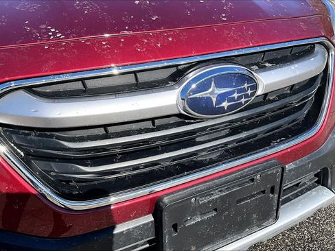 Used 2022 Subaru Outback Limited image 31