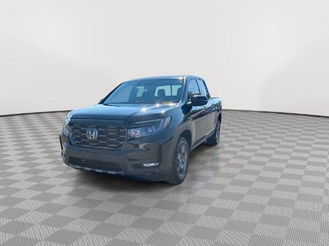 Used 2025 Honda Ridgeline TrailSport image 6