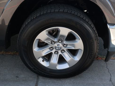 Used 2022 RAM 1500 Laramie AWD/4WD image 8