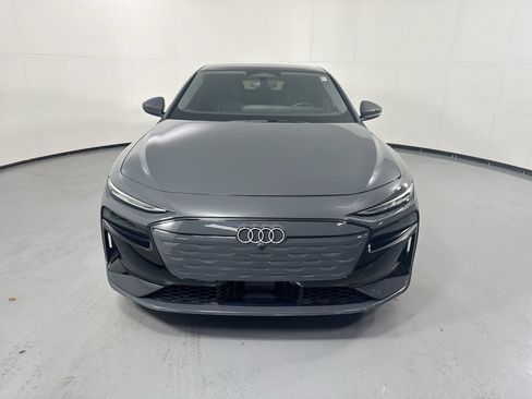 Used 2025 Audi A6 e-tron Premium w/ Ultra Package AWD/4WD image 4