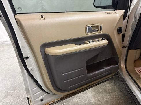 Used 2007 Ford Edge SEL FWD image 23