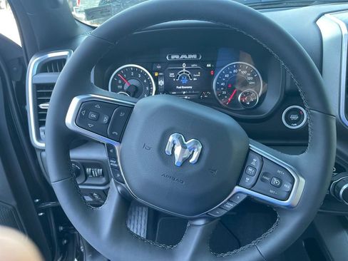 Certified 2025 RAM 1500 Big Horn image 19