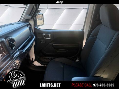 Certified 2020 Jeep Wrangler Unlimited Sport S image 3