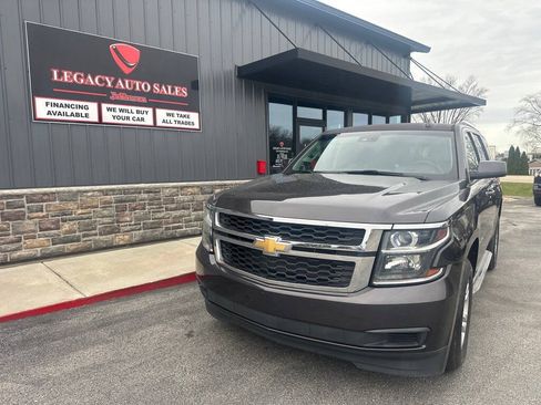 Used 2015 Chevrolet Tahoe LT RWD image 1
