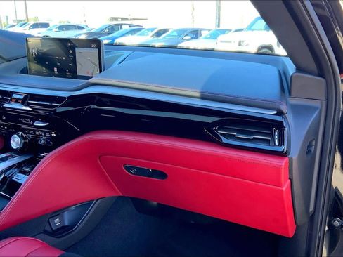 Used 2022 Acura MDX A-Spec image 18