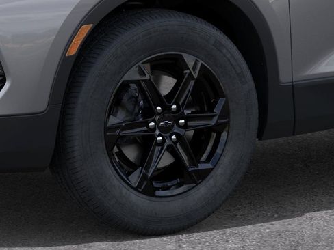 New 2026 Chevrolet Blazer LT w/ Convenience Package FWD image 10