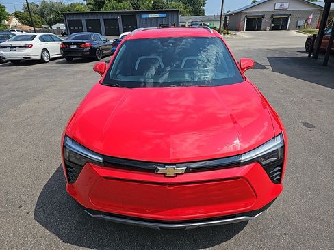 Used 2024 Chevrolet Blazer EV LT AWD/4WD image 9