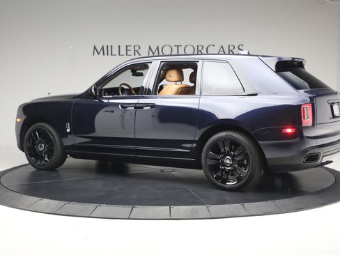 Certified 2024 Rolls-Royce Cullinan w/ Dynamic Package AWD/4WD image 8