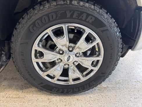 Used 2019 Ford Ranger Lariat w/ Equipment Group 501A Mid image 10