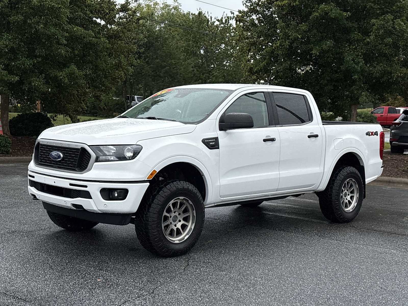 Used 2019 Ford Ranger XLT w/ Equipment Group 301A Mid AWD/4WD image 2