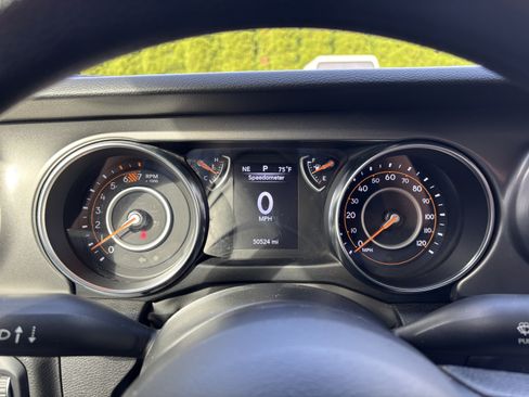 Used 2023 Jeep Wrangler Sport AWD/4WD image 18