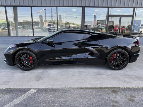 Used 2023 Chevrolet Corvette Stingray Premium Cpe w/ Z51 Performance Package image 11