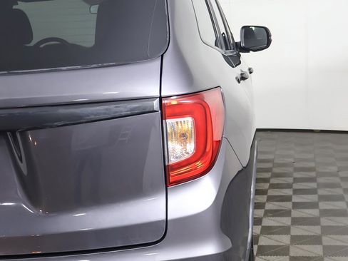 Used 2021 Honda Passport Sport image 15