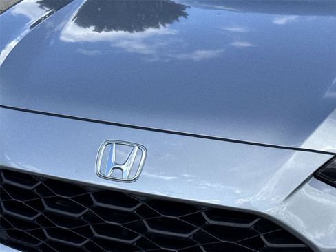 Used 2025 Honda HR-V LX image 10