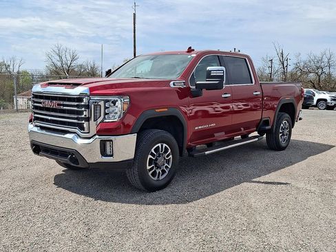 Used 2022 GMC Sierra 2500 SLT w/ Driver Alert Package I AWD/4WD image 6