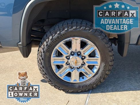 Used 2024 Chevrolet Silverado 2500 High Country w/ High Country Premium Package AWD/4WD image 4