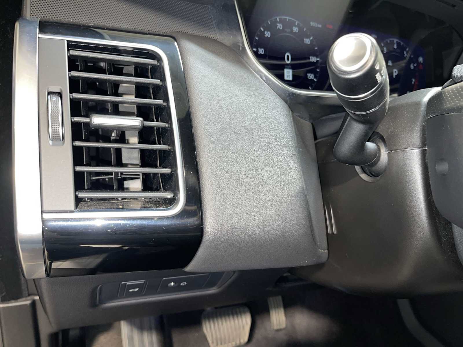 Used 2019 Land Rover Range Rover Sport HSE AWD/4WD image 24