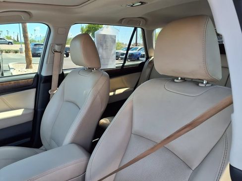 Used 2018 Subaru Outback 3.6R Limited AWD/4WD image 25