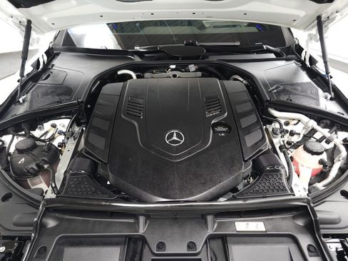 Used 2023 Mercedes-Benz S 580 4MATIC Sedan w/ AMG Line image 37