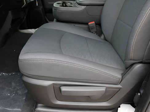 New 2026 RAM 2500 Tradesman AWD/4WD image 12