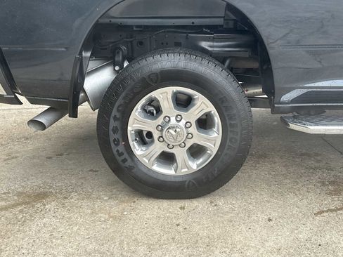 Used 2026 RAM 2500 Big Horn AWD/4WD image 19
