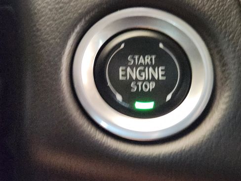 Used 2024 Chevrolet Suburban LT AWD/4WD image 21