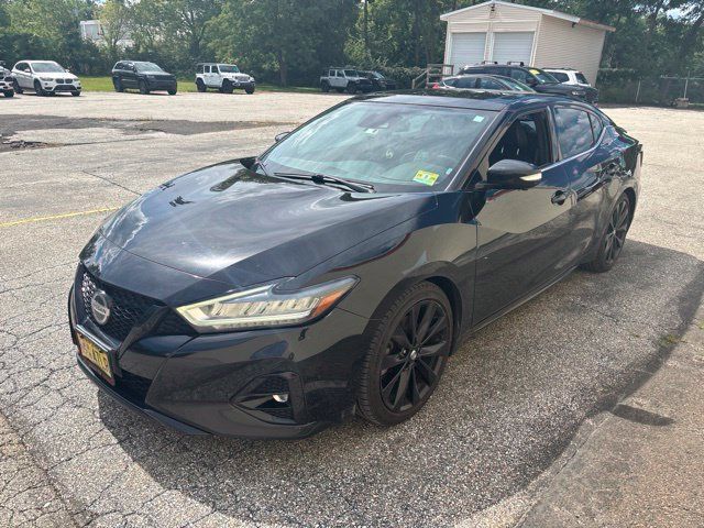 Used 2021 Nissan Maxima SR w/ Sport Mat Group FWD image 7