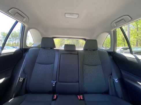 Used 2024 Toyota RAV4 XLE AWD/4WD image 27