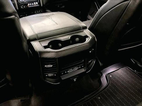 Used 2019 RAM 1500 Limited AWD/4WD image 11