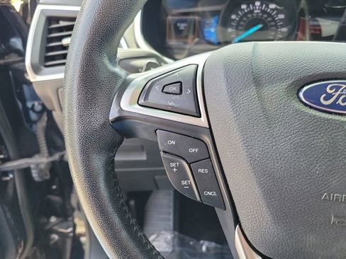Used 2016 Ford Edge Titanium w/ Technology Package FWD image 16
