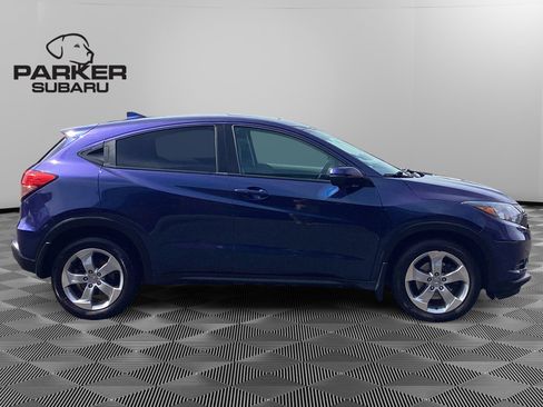 Used 2016 Honda HR-V EX image 6