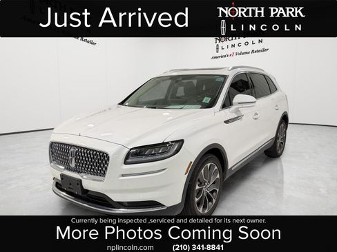 Used 2023 Lincoln Nautilus Reserve w/ Class II Trailer Tow Package FWD image 1