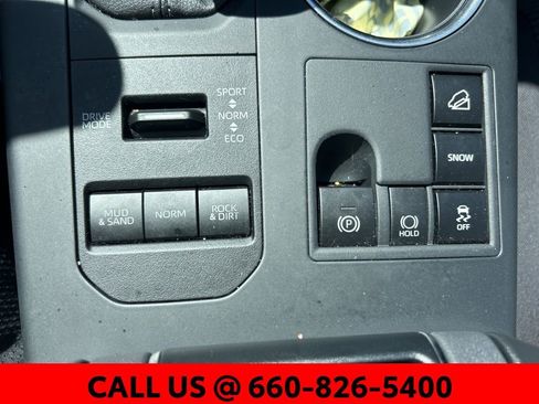 Certified 2025 Toyota Highlander LE image 22