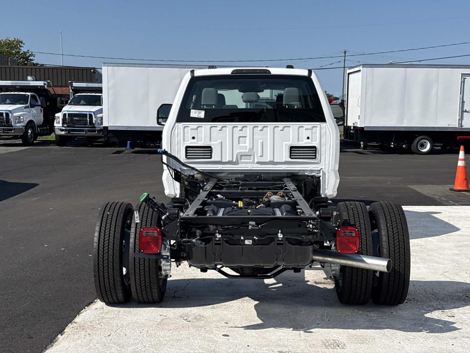 New 2026 Ford F550 4x4 Crew Cab Super Duty image 4