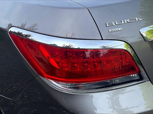 Used 2011 Buick LaCrosse CXL w/ Driver Confidence Package AWD/4WD image 21