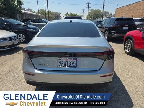 Used 2025 Honda Accord SE image 5