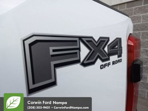 New 2026 Ford F350 Lariat w/ Black Appearance Package image 28