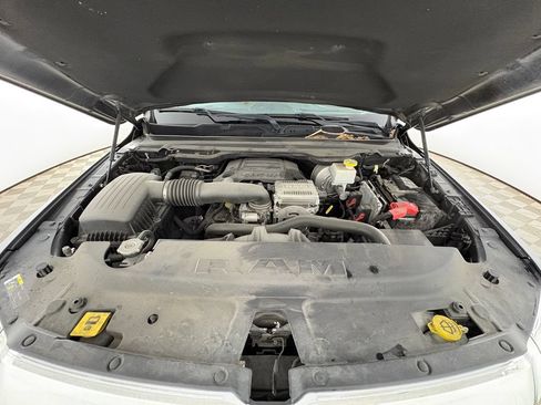 Used 2020 RAM 1500 Limited RWD image 32