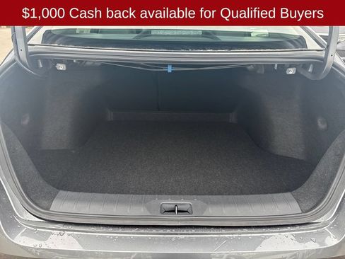 New 2026 Nissan Sentra SR w/ SR Premium Package FWD image 31