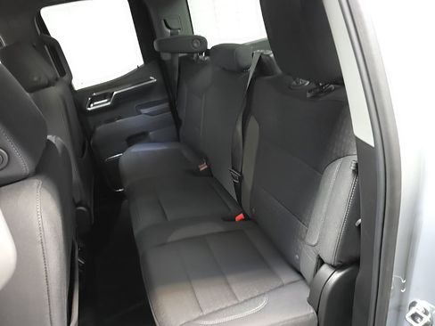 Used 2024 Chevrolet Silverado 1500 LT image 32