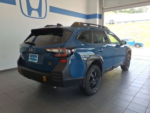 Used 2025 Subaru Outback Wilderness w/ Wilderness Package AWD/4WD image 5