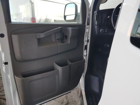 Used 2023 Chevrolet Express 3500 LS RWD image 21