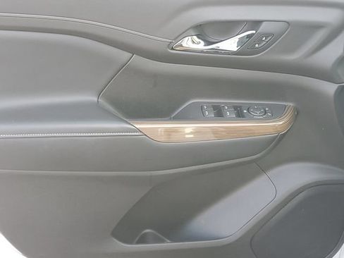 Certified 2019 GMC Acadia SLE w/ LPO, Floor Liner Package FWD image 14