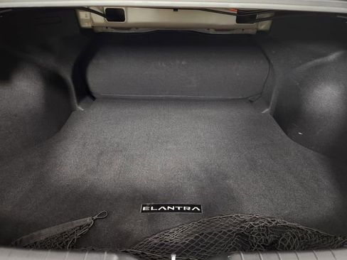 Certified 2025 Hyundai Elantra SEL FWD image 14