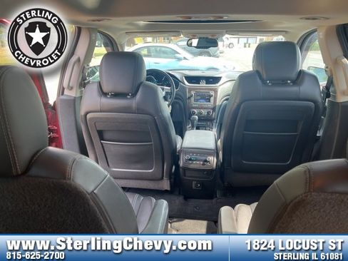 Used 2017 Chevrolet Traverse Premier image 24