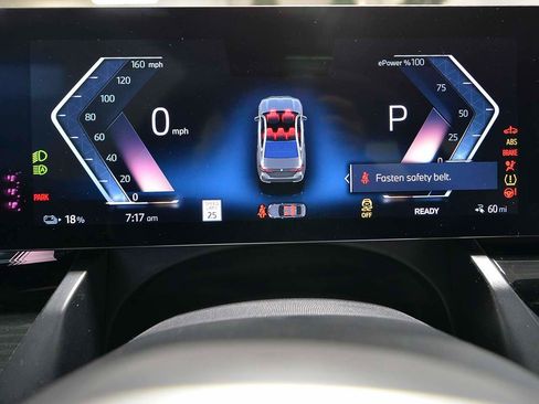 Used 2025 BMW i5 eDrive40i w/ Premium Package image 13